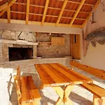 Stone House Mia - Two Bedroom Stone House With Terrace And Sea View