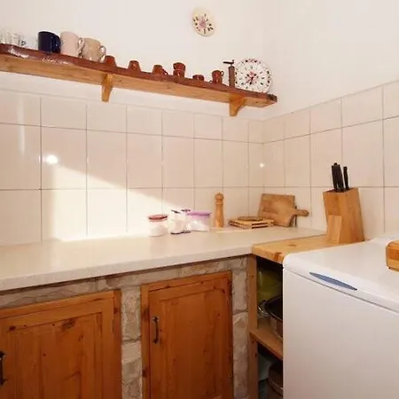Feriehus Stone House Mia - Two Bedroom Stone House With Terrace And Sea View