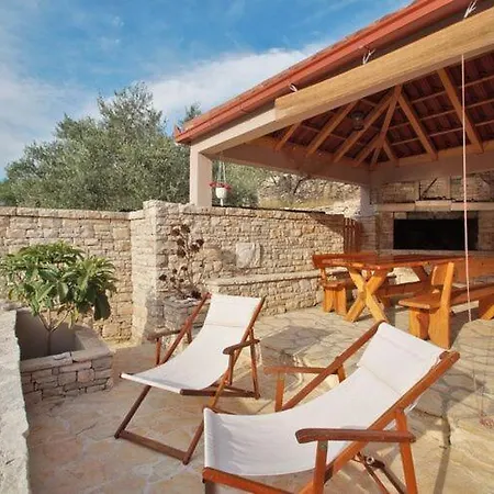 Stone House Mia - Two Bedroom Stone House With Terrace And Sea View Vakantiehuis