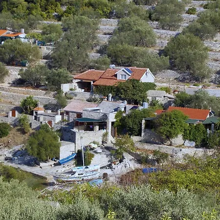 Дом отдыха Stone House Mia - Two Bedroom Stone House With Terrace And Sea View *