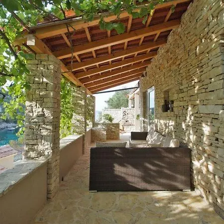 Vakantiehuis Stone House Mia - Two Bedroom Stone House With Terrace And Sea View *