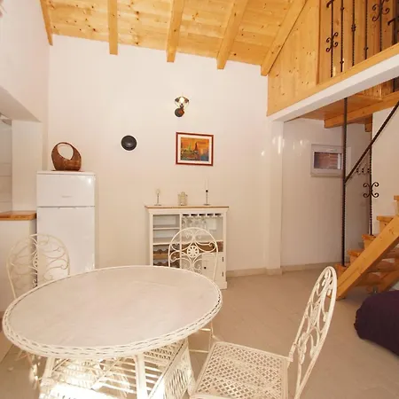 Stone House Mia - Two Bedroom Stone House With Terrace And Sea View *