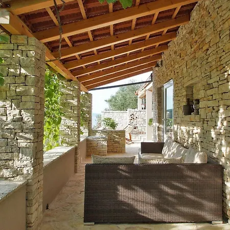 Stone House Mia - Two Bedroom Stone House With Terrace And Sea View