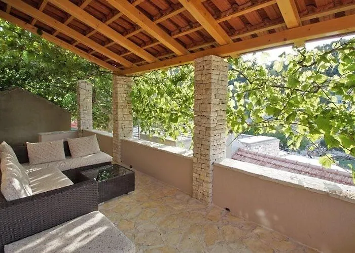 Stone House Mia - Two Bedroom Stone House With Terrace And Sea View * Vela Luka