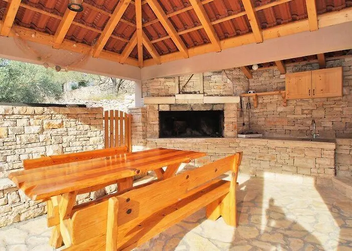 Stone House Mia - Two Bedroom Stone House With Terrace And Sea View Holiday home *
