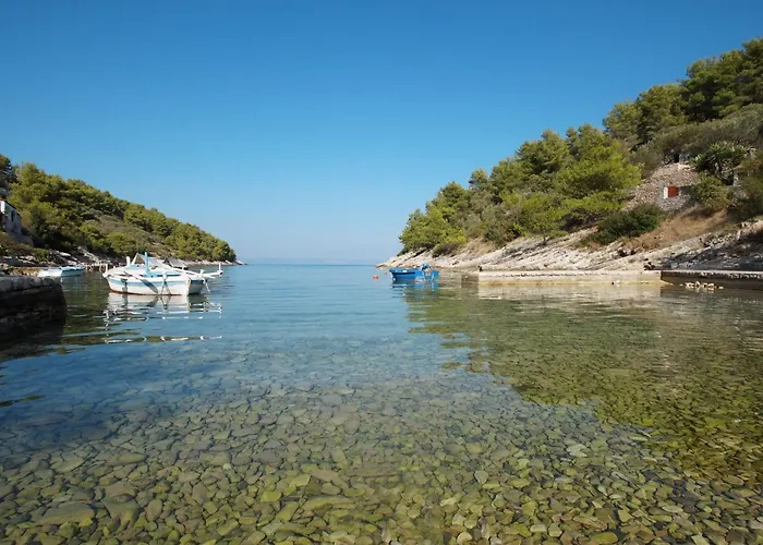 Stone House Mia - Two Bedroom Stone House With Terrace And Sea View * Vela Luka