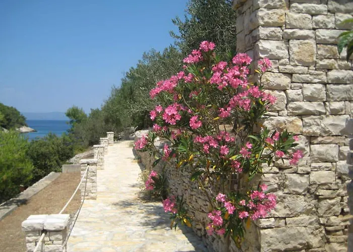 Stone House Mia - Two Bedroom Stone House With Terrace And Sea View *