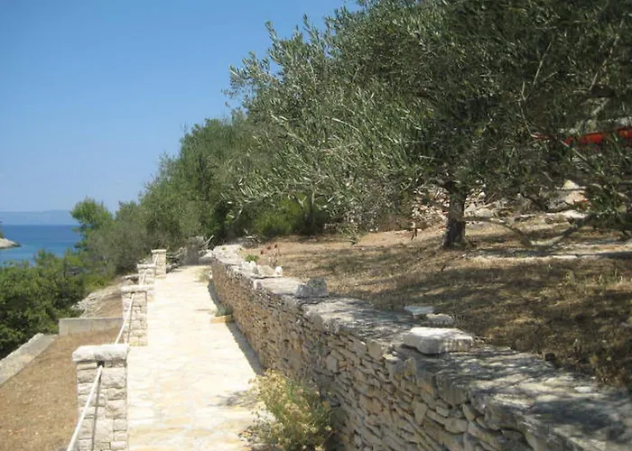 Stone House Mia - Two Bedroom Stone House With Terrace And Sea View * Vela Luka