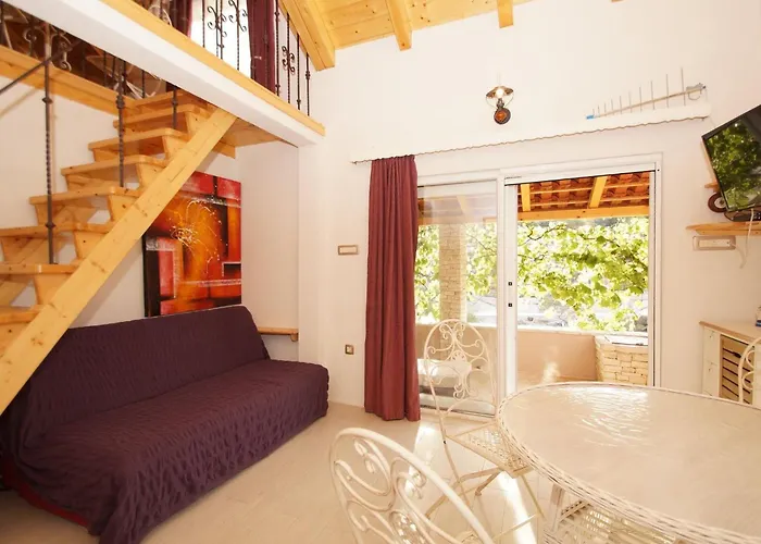 Stone House Mia - Two Bedroom Stone House With Terrace And Sea View Holiday home Vela Luka